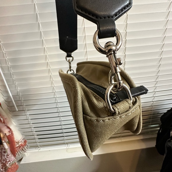 Marc Jacob’s crossbody - Picture 2 of 5